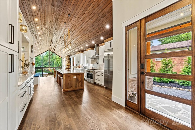 Property image 4 of 7834 Green Cove Court in Westport, Denver, NC 28037