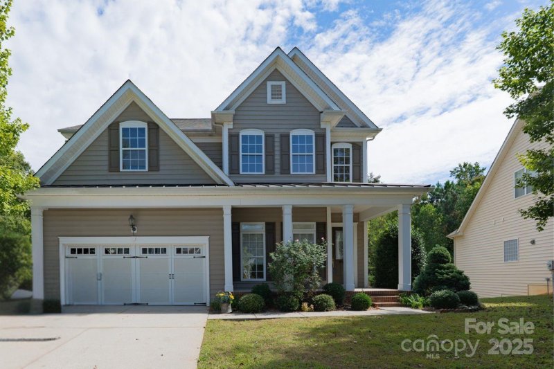 Property image 4 of 878 Treasure Court in Reserve At Gold Hill, Fort Mill, SC 29708