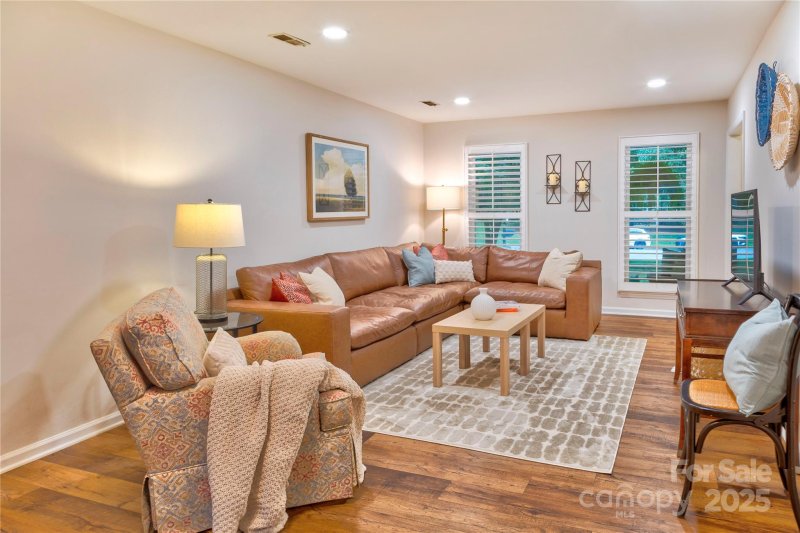 Property image 5 of 103 Noble Place in Shepherds Vineyard, Huntersville, NC 28078