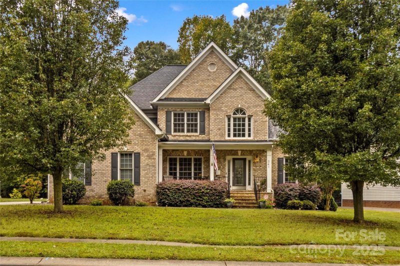 Property image 2 of 241 Forest Walk Way in Cherry Grove, Mooresville, NC 28115