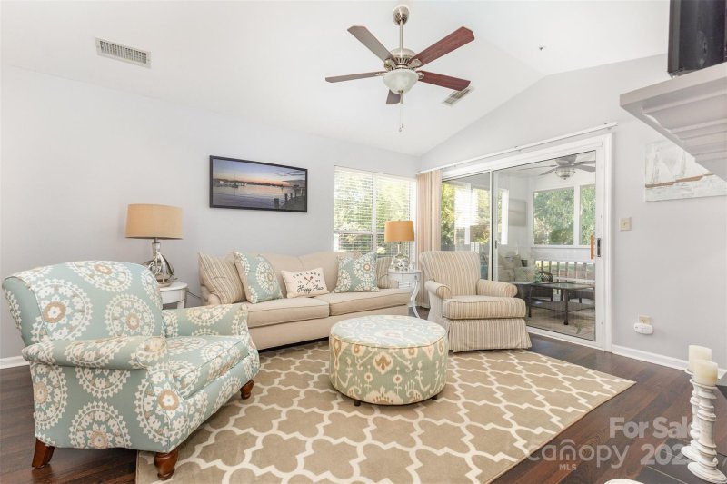 Property image 5 of 765 Southwest Drive in Davidson Landing, Davidson, NC 28036