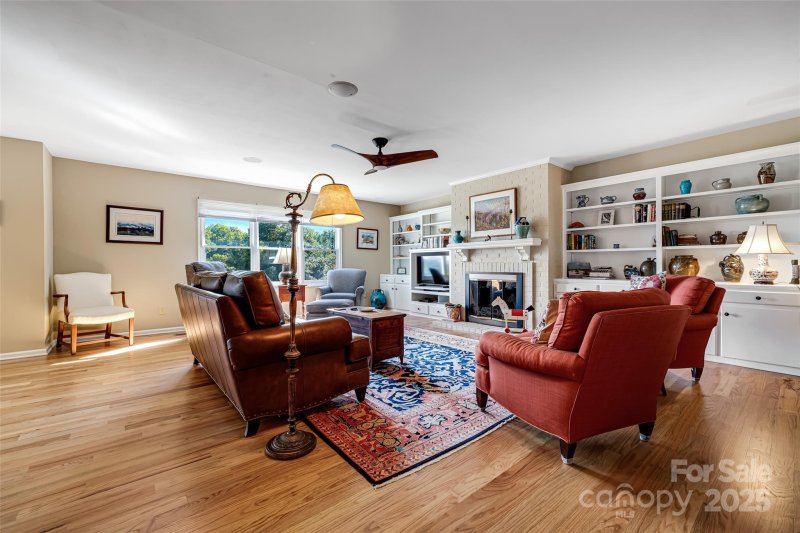 Property image 3 of 77 Chestnut Street in Oak Hall, Tryon, NC 28782