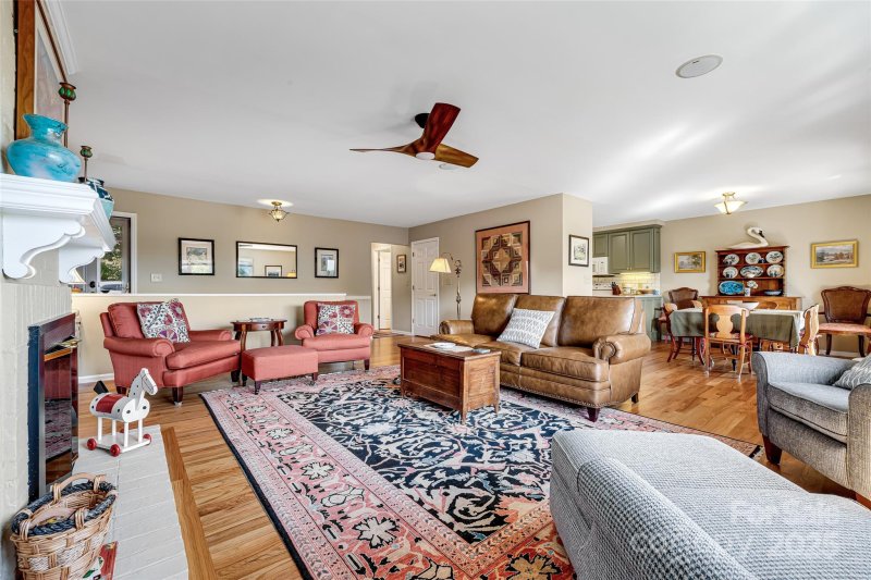 Property image 4 of 77 Chestnut Street in Oak Hall, Tryon, NC 28782