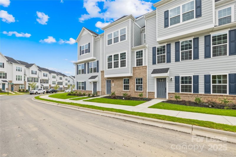 Property image 2 of 513 Bailey Mills Drive in Bailey Mills, Stallings, NC 28104