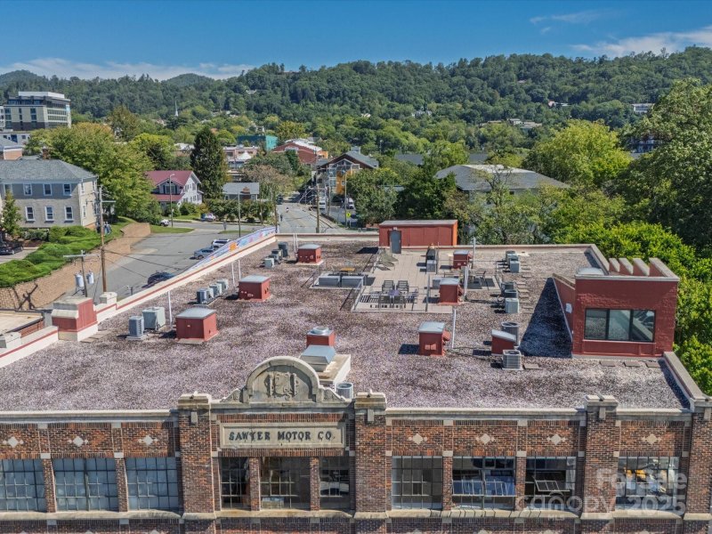 Property image 4 of 100 Coxe Avenue in Sawyer Motor Building, Asheville, NC 28801