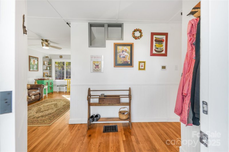 Property image 3 of 23 Laurel Loop in Horney Hayes, Asheville, NC 28806