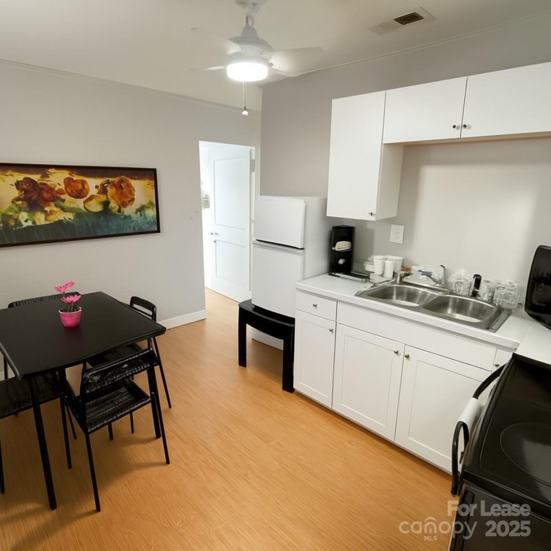 Property image 4 at 316 Skyland Avenue, Charlotte, NC 28205