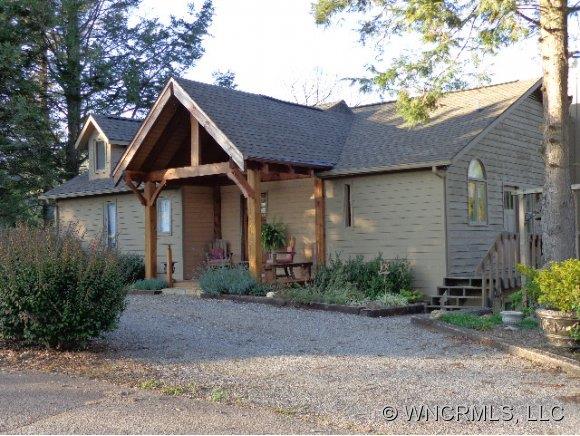 399 Foxfire Estates Circle