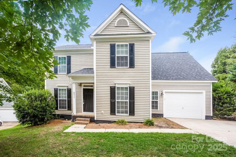 Devonshire, Charlotte Community