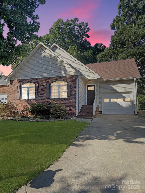 Cambridge Commons, Concord Community