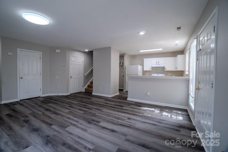 Property image 4 of 1830 Butterfly Lane in Meadowhill, Charlotte, NC 28269