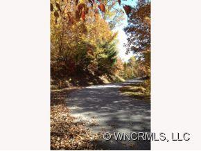 Property image 2 at 283 Rowland Drive, Hendersonville, NC 28739