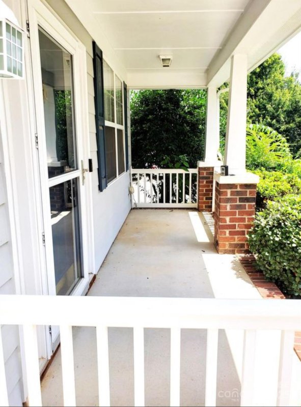 Property image 2 at 126 Cloister Lane, Mooresville, NC 28117