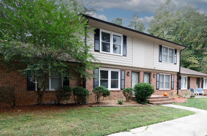 103 Mary Louise Court
