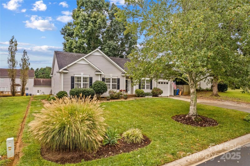 Property image 2 of 245 Rose Street in Reed Creek, Mooresville, NC 28117