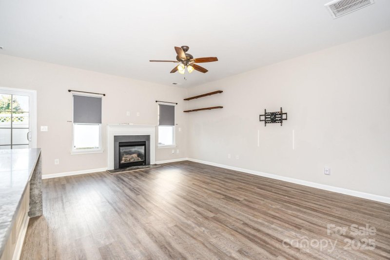 Property image 3 of 2095 Shady Pond Drive in Harpers Mill, Clover, SC 29710