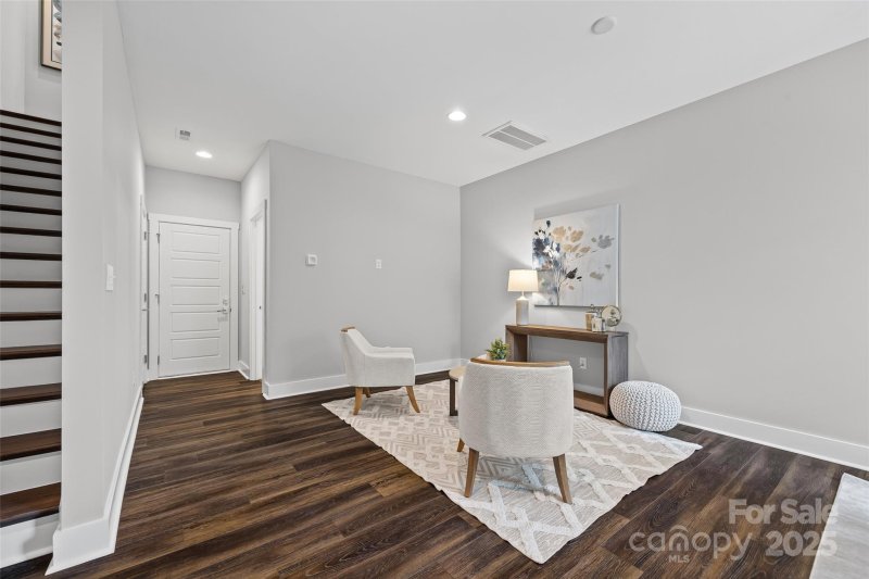 Property image 5 of 1162 E 36th Street in The Arts District, Charlotte, NC 28205
