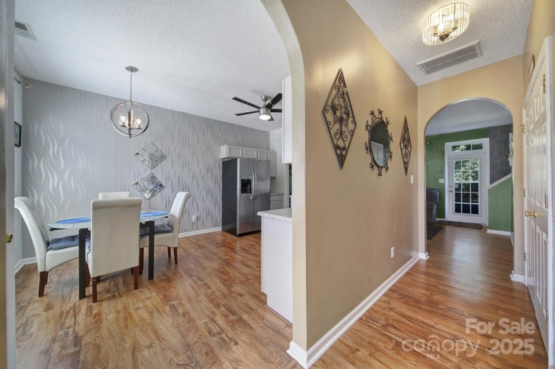 Property image 2 of 5606 Katherine Court in Park Place, Dallas, NC 28034