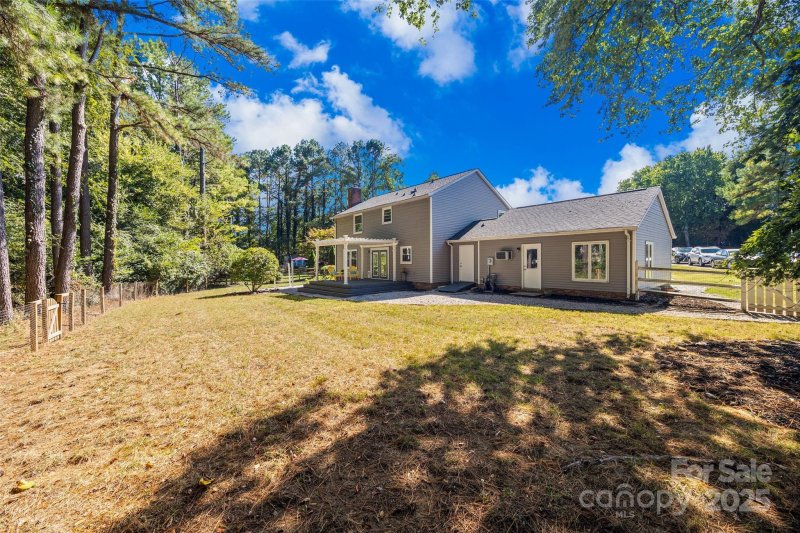 Property image 2 at 7304 Entwhistle Court, Charlotte, NC 28226