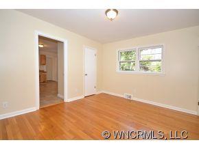 Property image 3 at 28 Forestdale Drive, Asheville, NC 28803