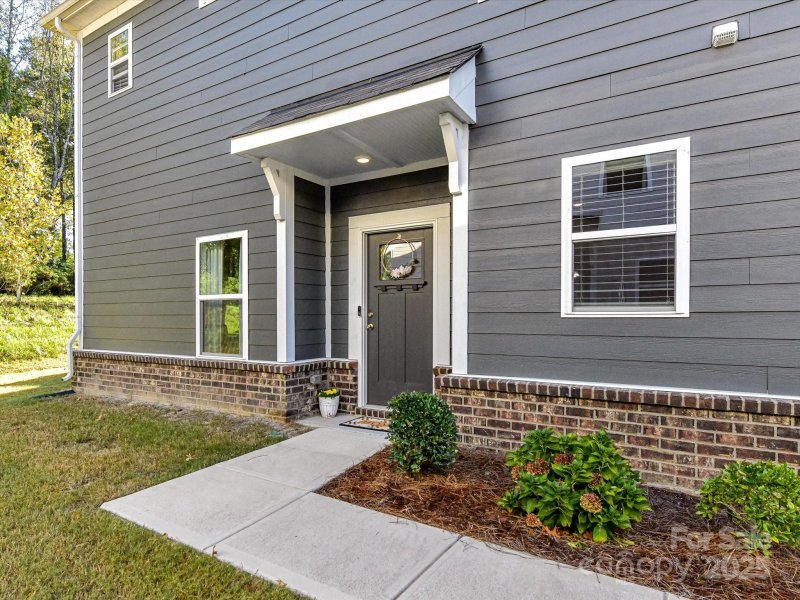 Property image 3 of 230 Quinn Road in Harpers Run, Matthews, NC 28104