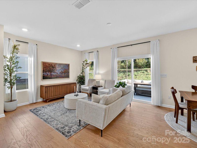 Property image 4 of 230 Quinn Road in Harpers Run, Matthews, NC 28104