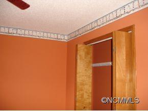 Property image 4 at 213 Meadow Run Extension, Asheville, NC 28806