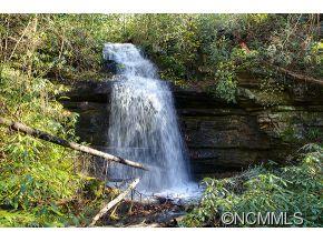 85 Peppervine Circle