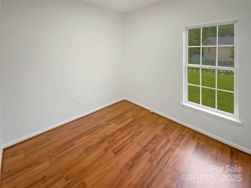 Property image 5 of 1913 Nigel Court in The Hamptons, Charlotte, NC 28213