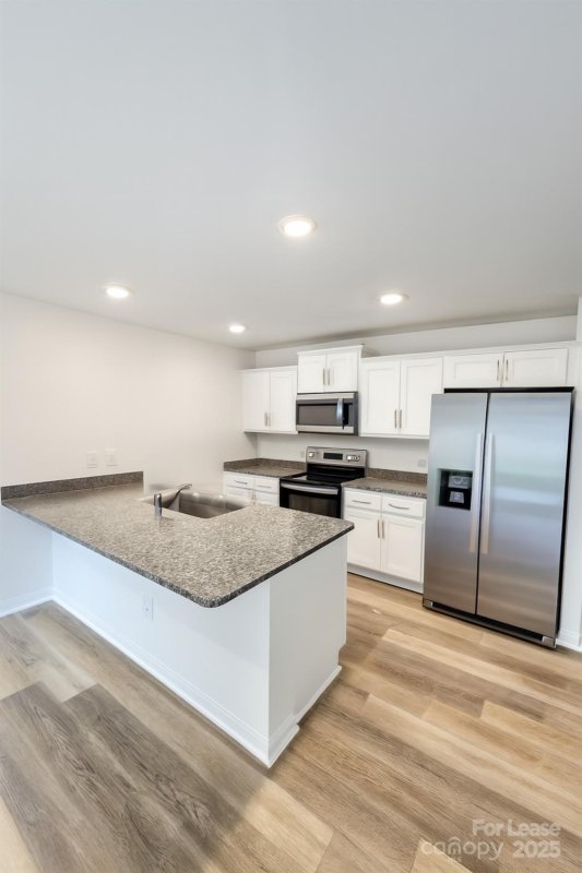 Property image 4 of 6104 Faron Way in Mallard Creek Towns, Charlotte, NC 28262