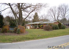 Property image 3 at 24 Camelot Dr, Clyde, NC 28721