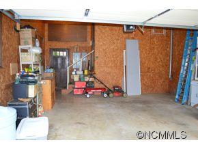 Property image 5 at 24 Camelot Dr, Clyde, NC 28721