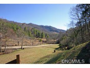 Property image 2 at 162 Still Pond Dr, Clyde, NC 28721