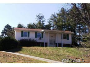 Property image 3 at 8 Fernbrook Place, Asheville, NC 28804