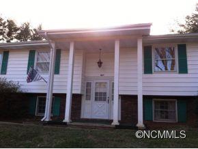 Property image 4 at 8 Fernbrook Place, Asheville, NC 28804