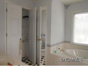 Property image 4 at 120 Horseshoe Trail, Barnardsville, NC 28709