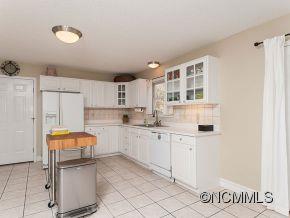 Property image 5 at 7 Timber Park Drive, Black Mountain, NC 28711