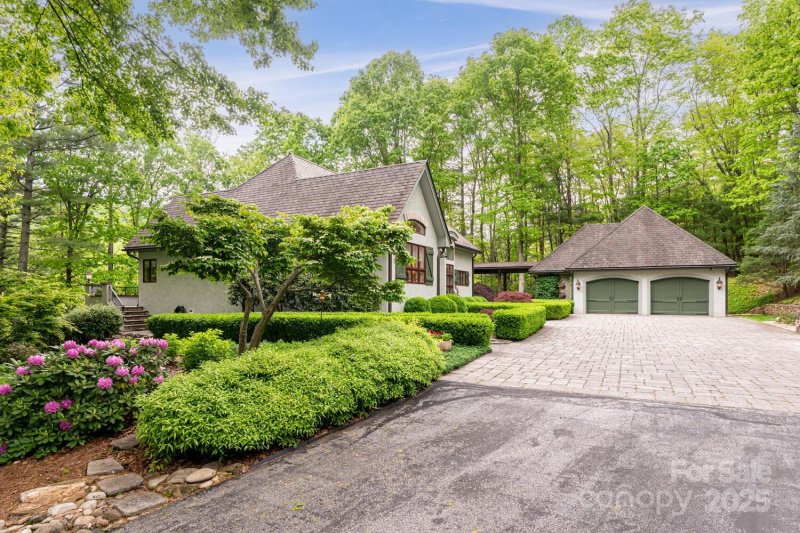 Property image 2 at 27 Connelly Road, Arden, NC 28704