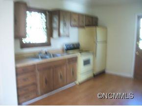 Property image 3 at 37 Mountainview Road, Asheville, NC 28806