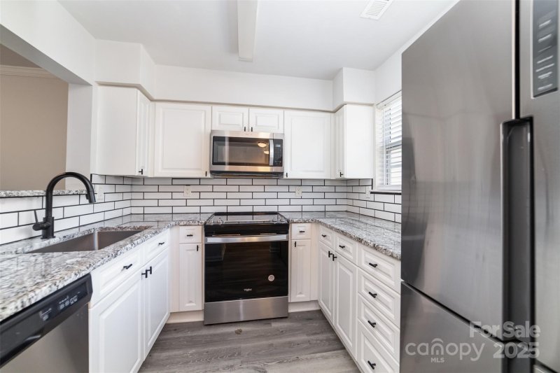 Property image 3 of 4220 Melrose Club Drive in Melrose Townhomes, Matthews, NC 28105