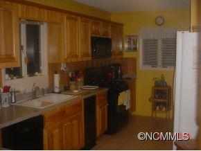 Property image 5 at 544 Chestnut Walk, Waynesville, NC 28786