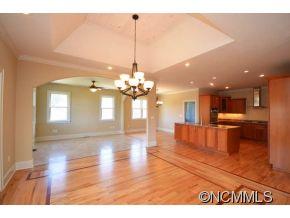 Property image 4 at 112 Perry Place, Hendersonville, NC 28739