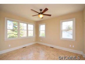 Property image 5 at 112 Perry Place, Hendersonville, NC 28739