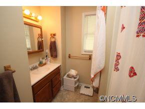 Property image 2 at 81 Virginia Ave, Asheville, NC 28806