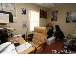 Property image 3 at 81 Virginia Ave, Asheville, NC 28806