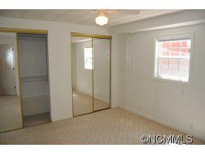 Property image 5 at 10 Stoney Nob Dr, Hendersonville, NC 28792