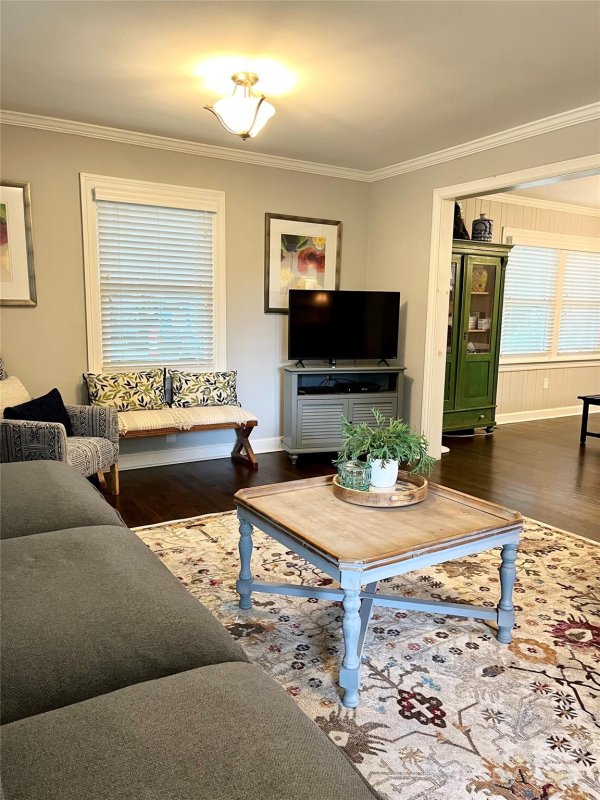 Property image 3 of 710 Neil Street in York Chester, Gastonia, NC 28052