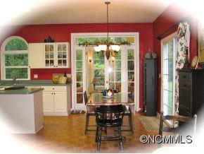 Property image 3 at 217 Deerpath Lane, Hendersonville, NC 28739