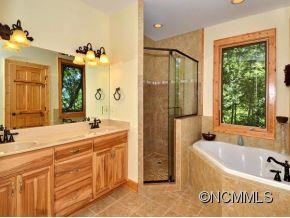 Property image 2 at 720 Cobblestone Drive, Waynesville, NC 28786