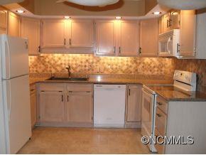 Property image 4 at 9 Stuart Circle, Asheville, NC 28804